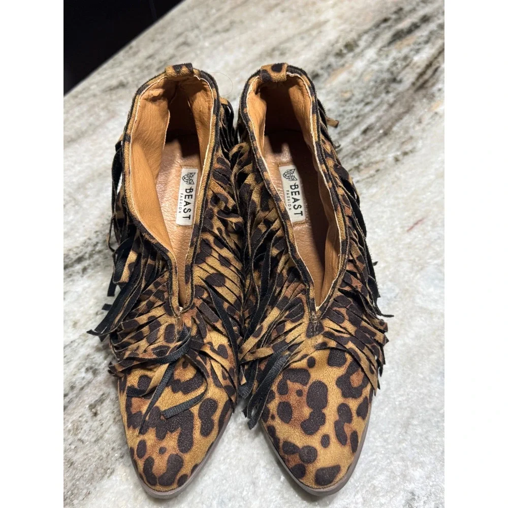Beast Fashion Ankle Booties Women 7.5 Fringe Leopard Animal Print Brown Pointed